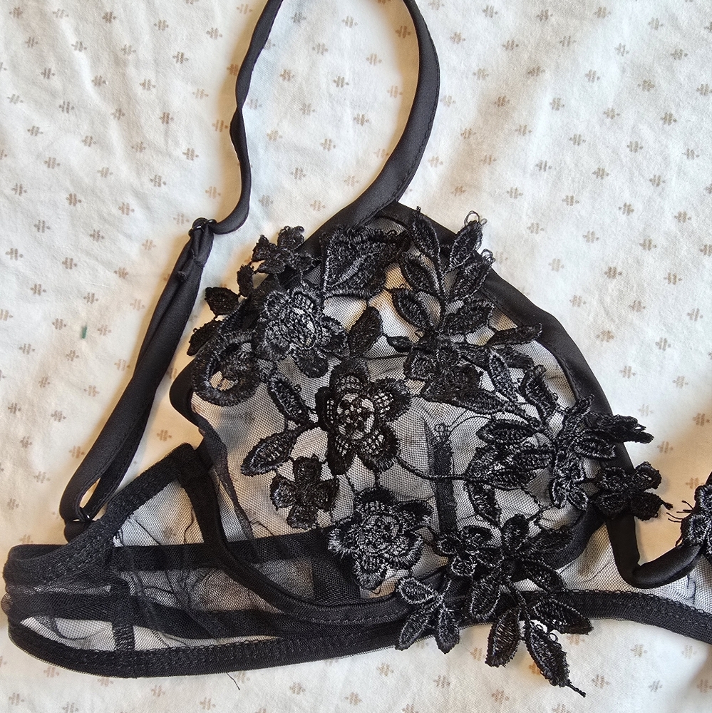 NWT Fashion Nova Black Lace Bralette Set